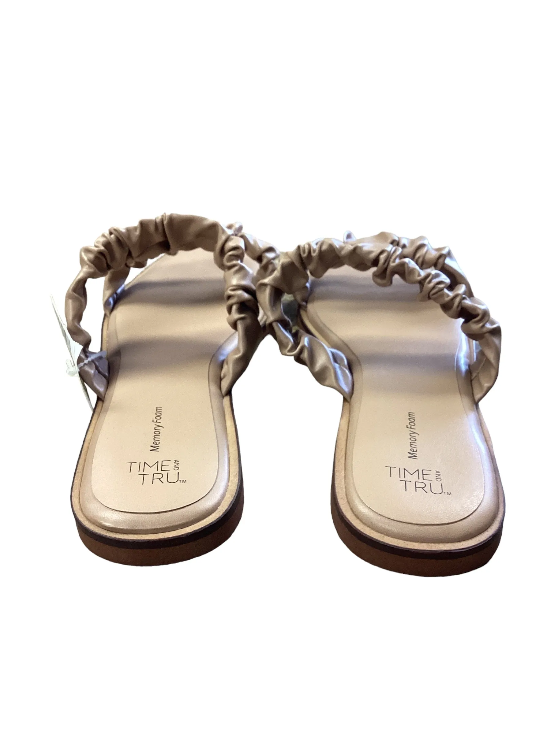 Beige Sandals Flats Time And Tru, Size 10