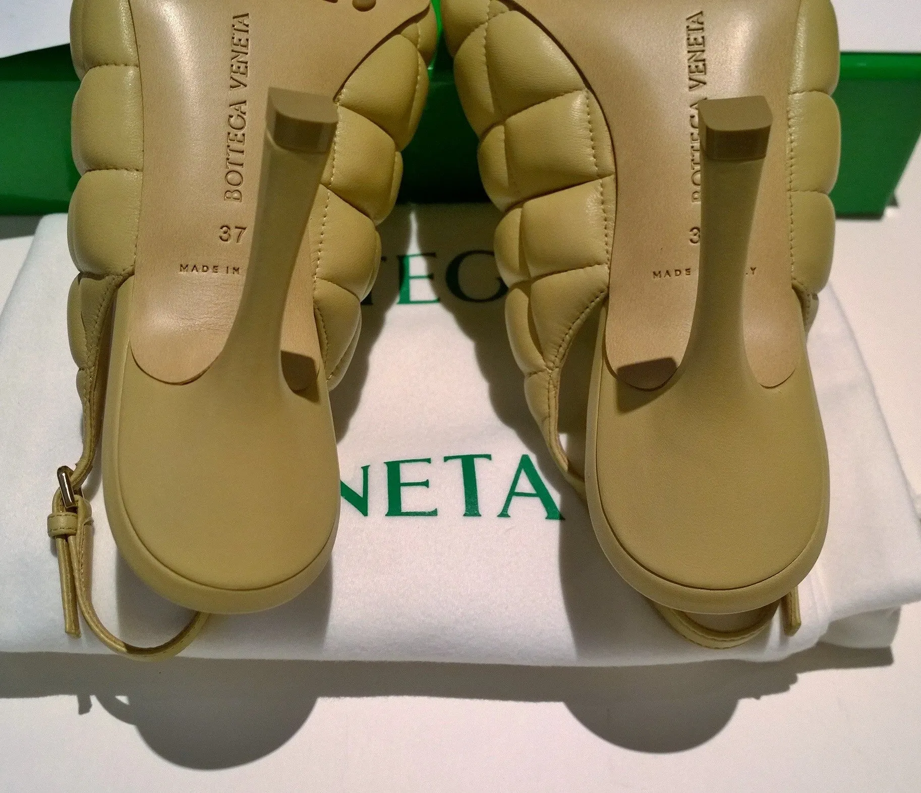 Bottega Veneta Quilted Padded Slingback Heels in Beige Leather Sandals Shoes