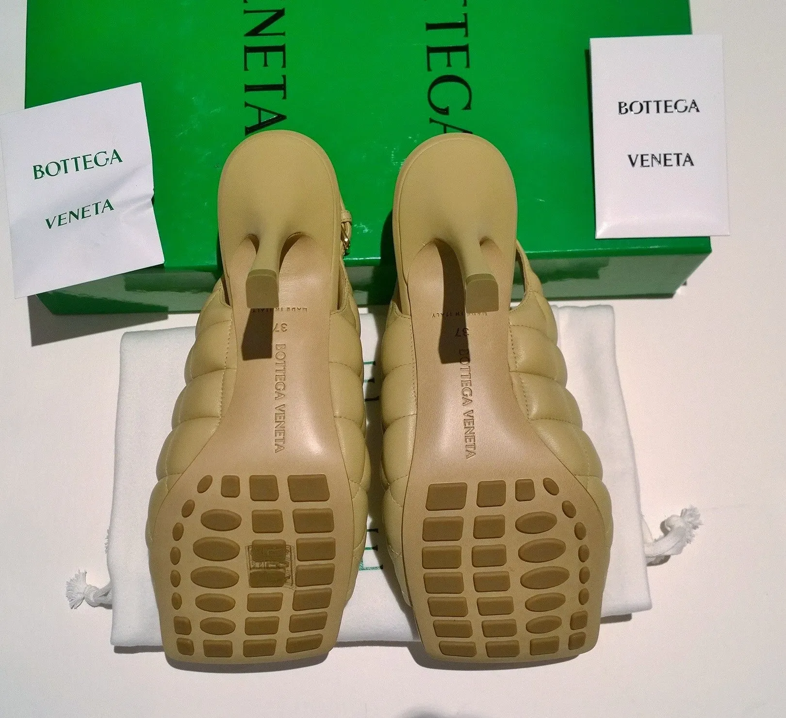 Bottega Veneta Quilted Padded Slingback Heels in Beige Leather Sandals Shoes