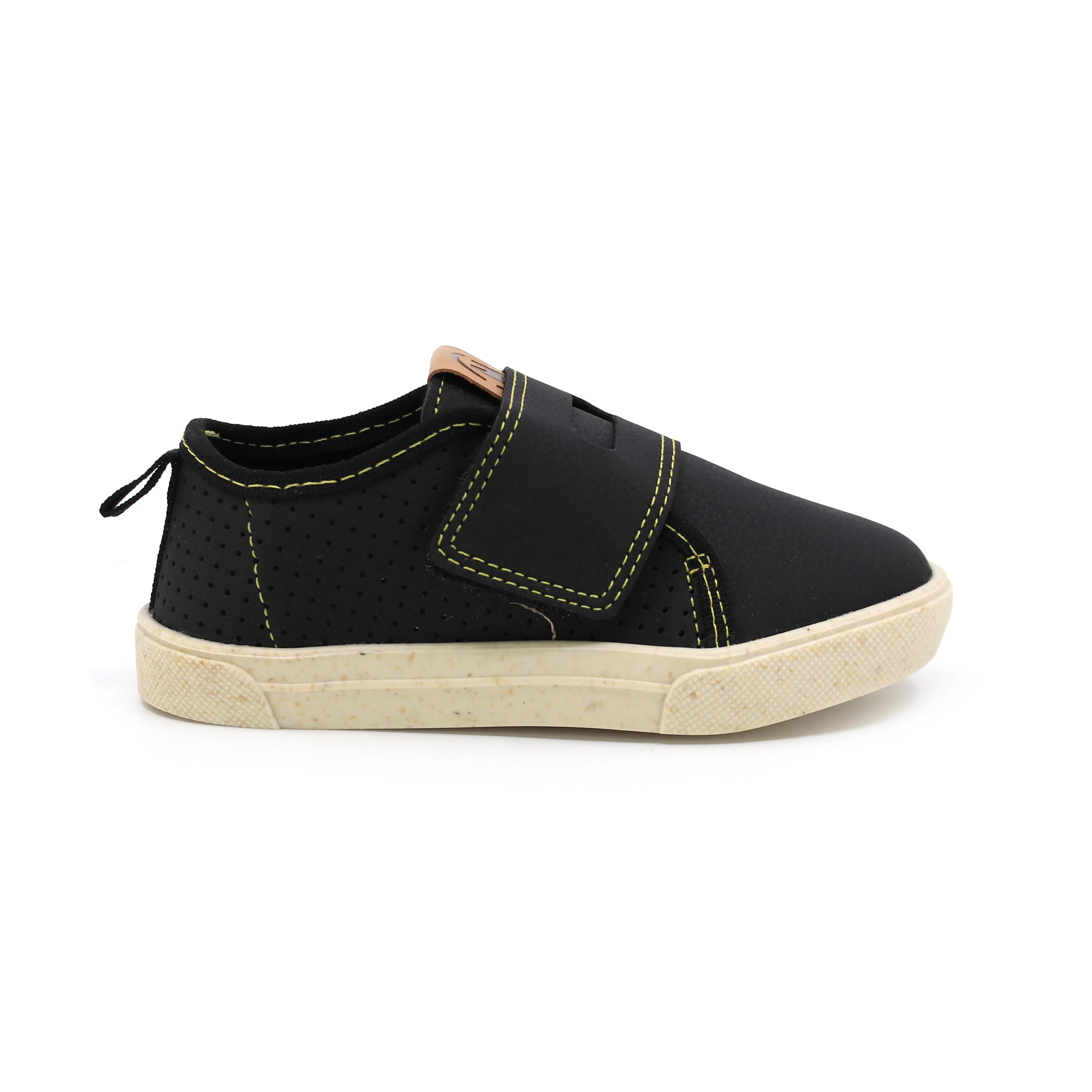 BOYS CASUAL SHOES