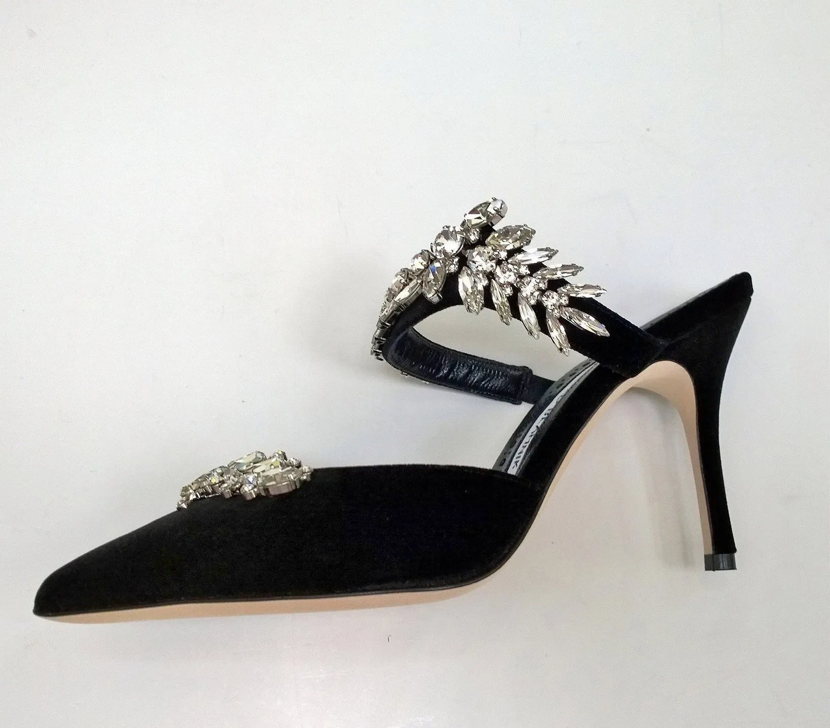 Manolo Blahnik Lurum 90 Black Velvet Rhinestone Mules Heels