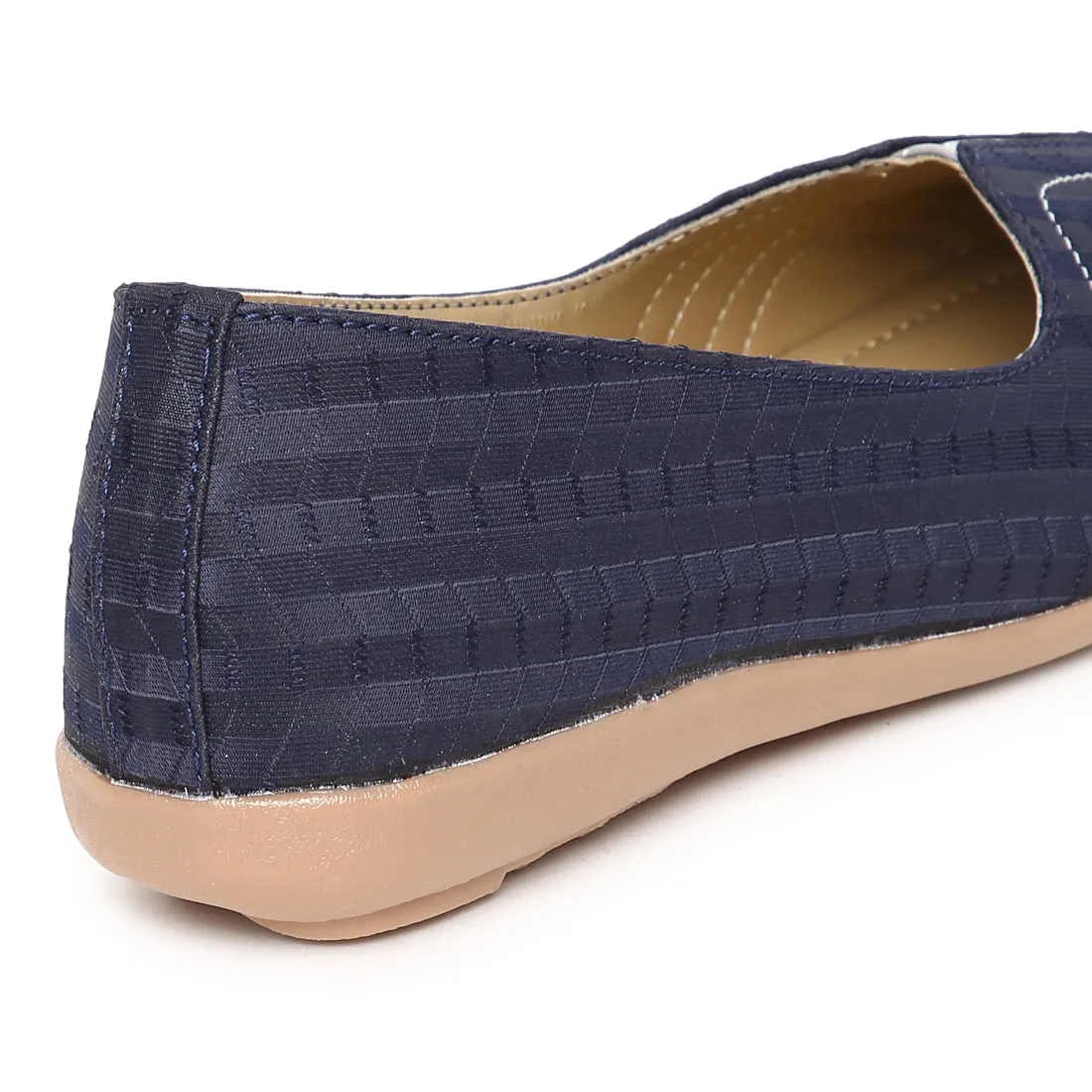 Paragon PV7608LP Women Casual Shoes | Sleek & Stylish | Latest Trend | Casual & Comfortable | For Daily Wear