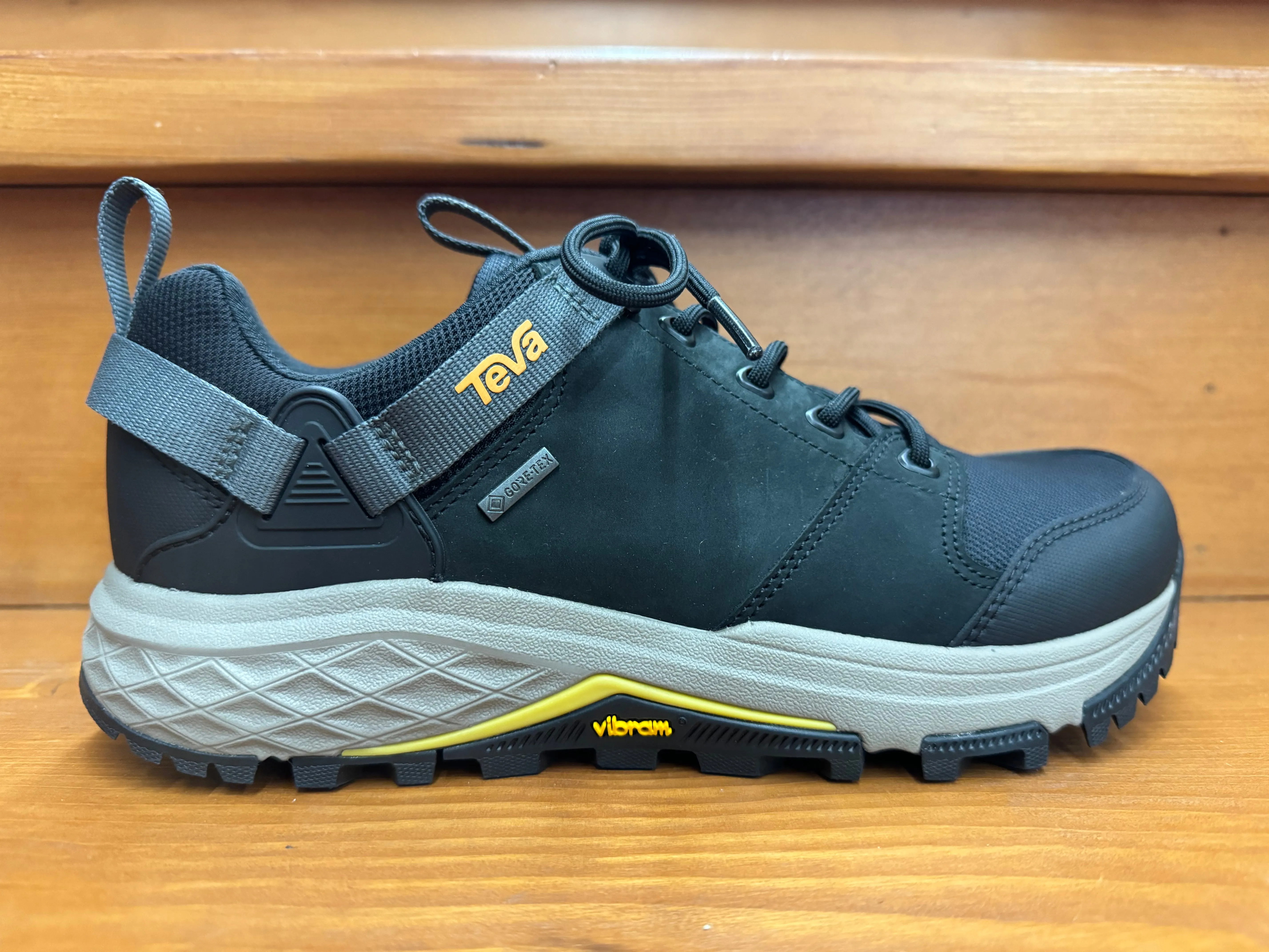 Teva Grandview GTX Low Black/Grey 1134030 BCKG